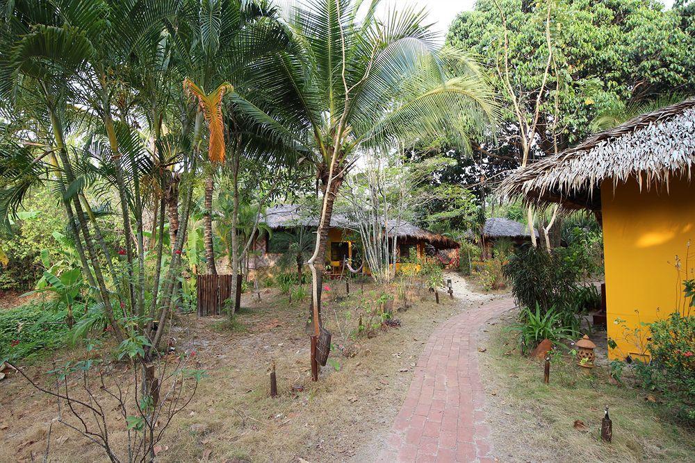 Relax Bay Resort 란타섬 외부 사진