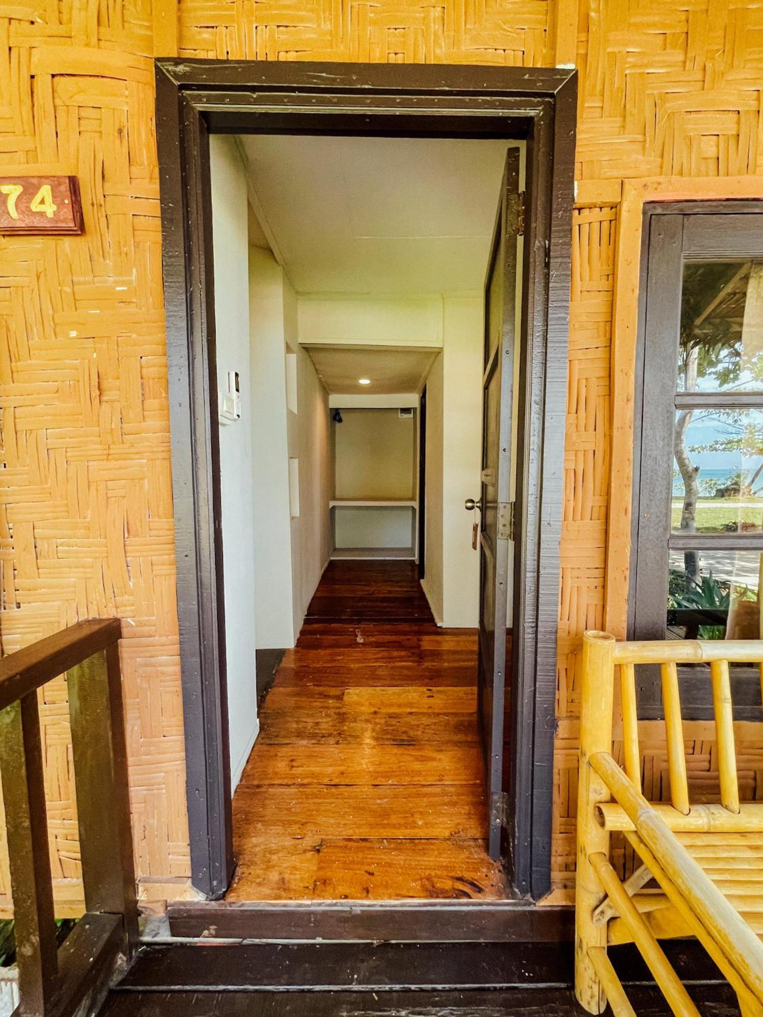 Relax Bay Resort 란타섬 외부 사진