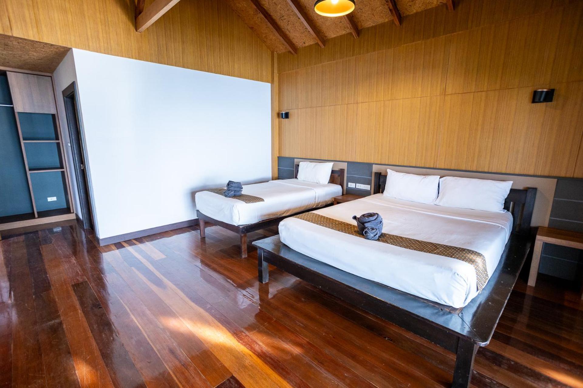 Relax Bay Resort 란타섬 외부 사진