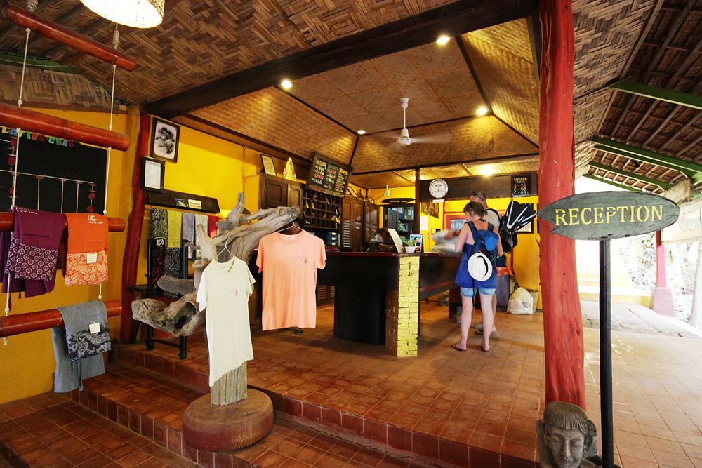 Relax Bay Resort 란타섬 외부 사진