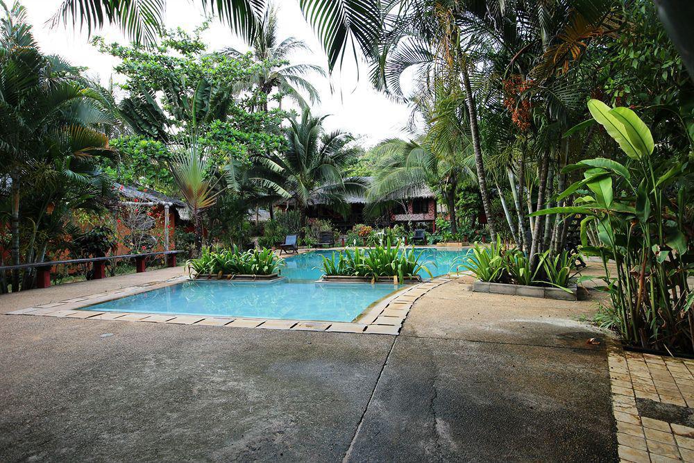Relax Bay Resort 란타섬 외부 사진